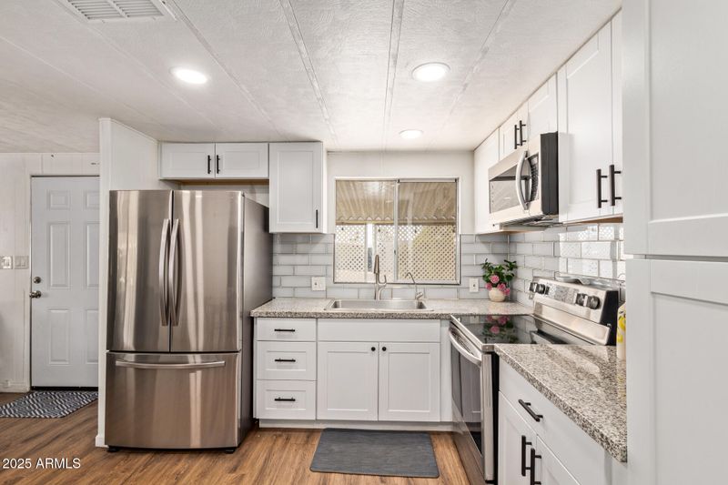 4065 E University Dr #115, Mesa, AZ 85205
