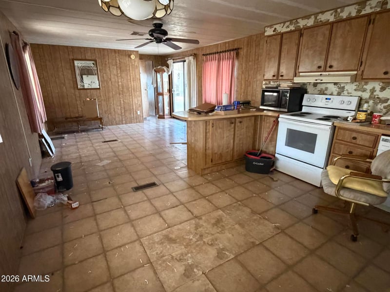 4065 E University Dr #527, Mesa, AZ 85205