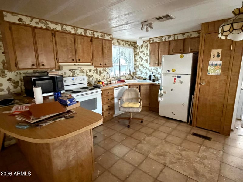 4065 E University Dr #527, Mesa, AZ 85205