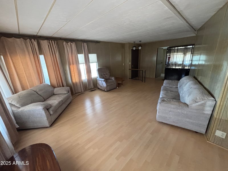 4065 University Dr #287, Mesa, AZ 85205