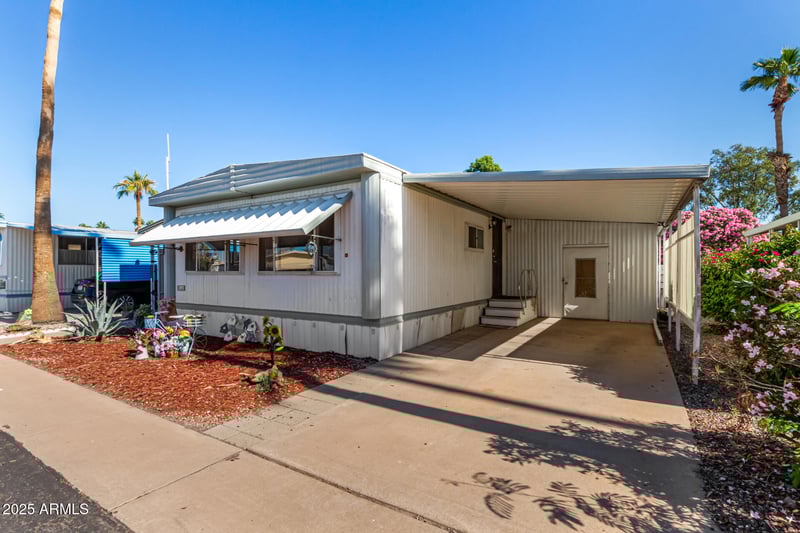 4065 University Dr #332, Mesa, AZ 85205