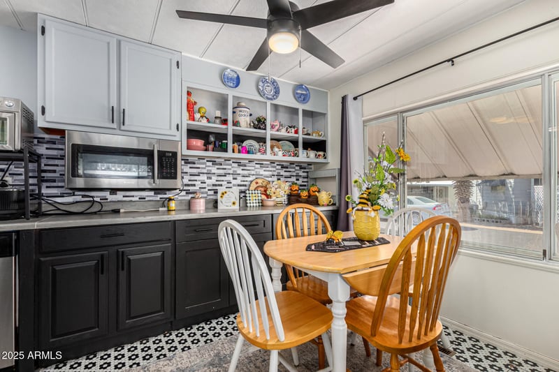 4065 University Dr #332, Mesa, AZ 85205