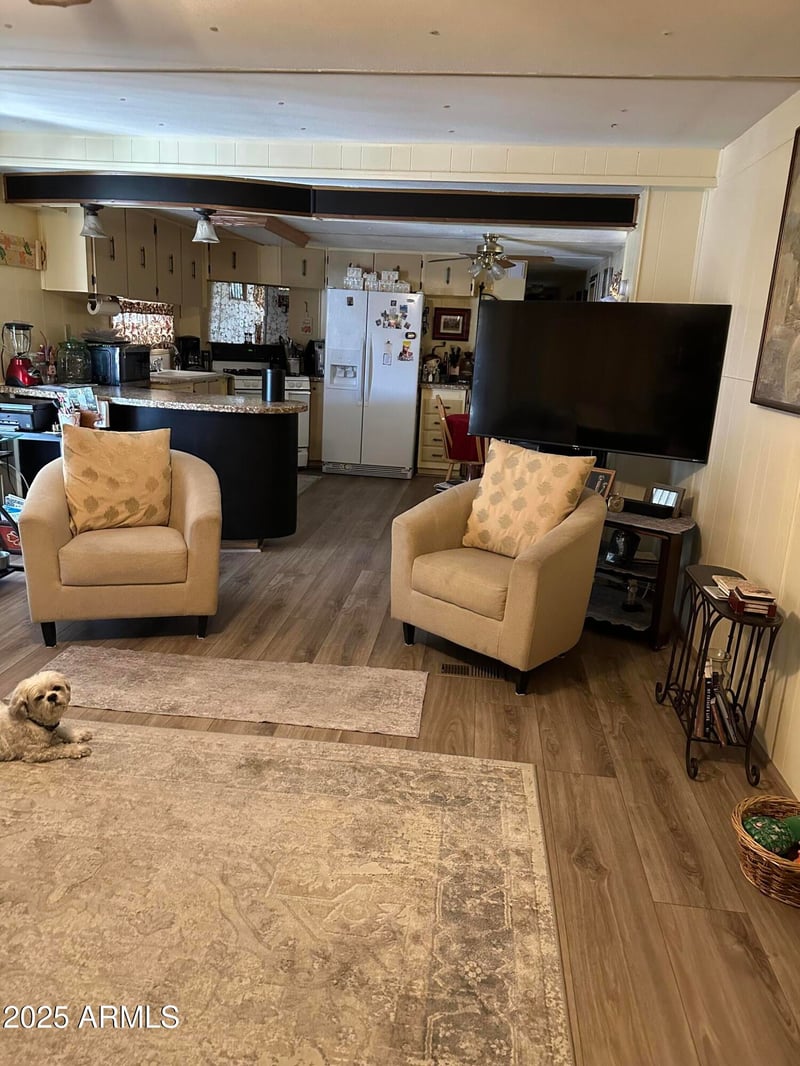 4065 University Dr #351, Mesa, AZ 85205