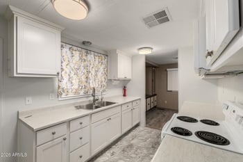 4065 University Dr #358, Mesa, AZ 85205