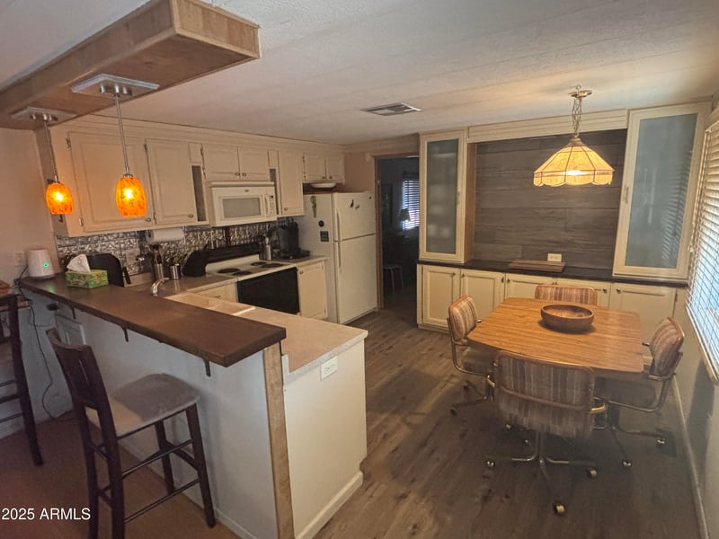 4065 University Dr #362, Mesa, AZ 85205