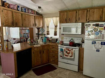 4065 University Dr #462, Mesa, AZ 85205