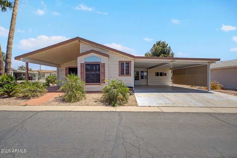 40667 Clubhouse St, San Tan Valley, AZ 85140