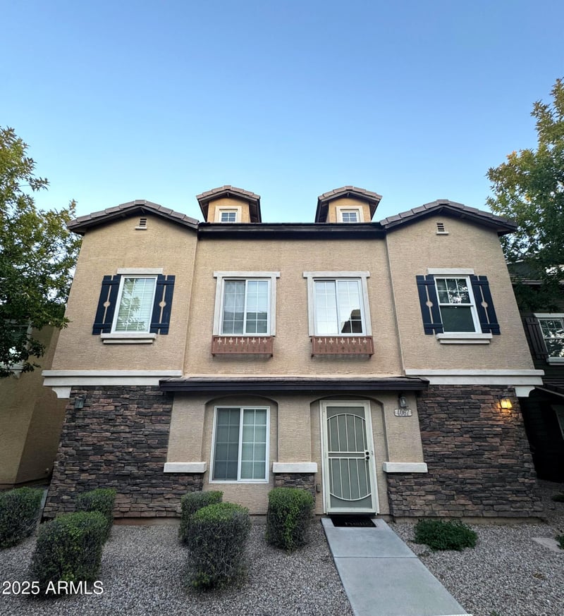 4067 Windsor Dr, Gilbert, AZ 85296
