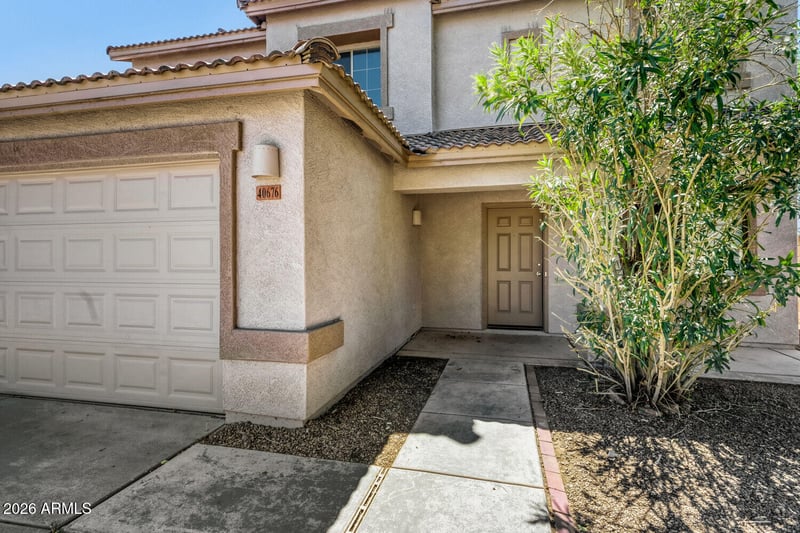 40676 Las Praderas St, San Tan Valley, AZ 85140