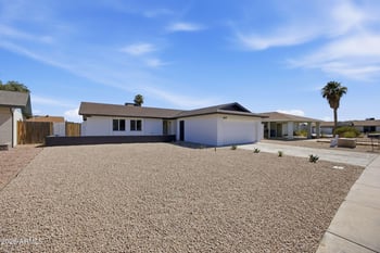 407 Kristal Way, Phoenix, AZ 85027