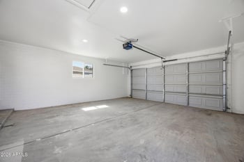 407 Kristal Way, Phoenix, AZ 85027