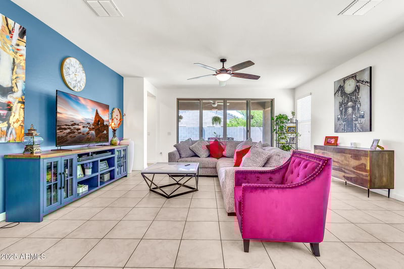 4070 White Canyon Rd, San Tan Valley, AZ 85144