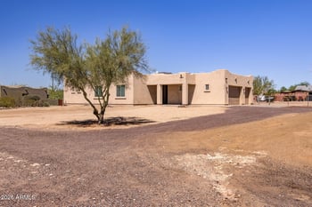 40712 N 3rd Ave, Phoenix, AZ 85086