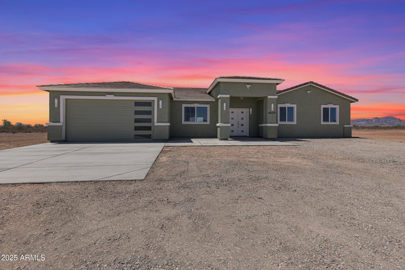40715 Georgia Ave, Tonopah, AZ 85354