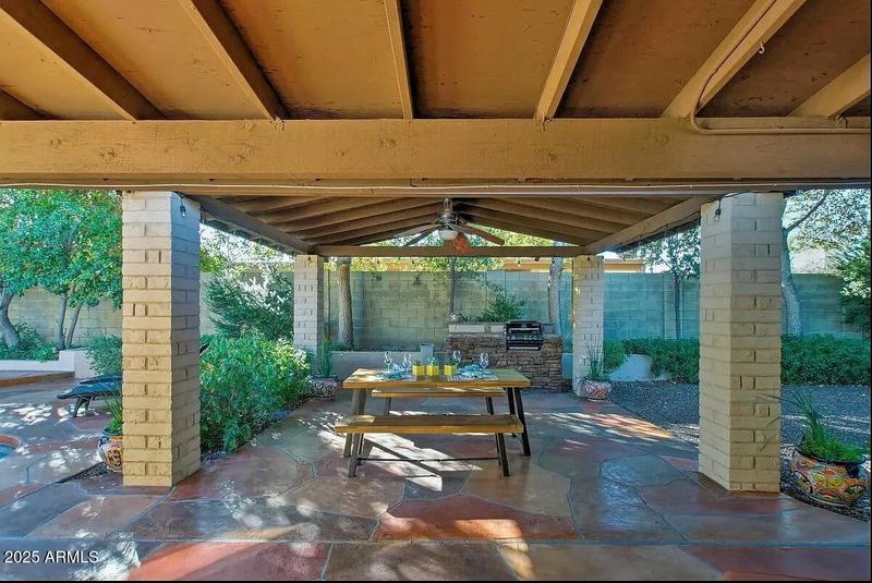 4073 E Yucca St, Phoenix, AZ 85028