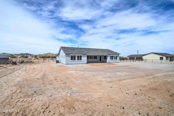 4075 Silverdale Rd, San Tan Valley, AZ 85144