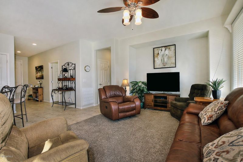 4077 E Indigo St, Gilbert, AZ 85298