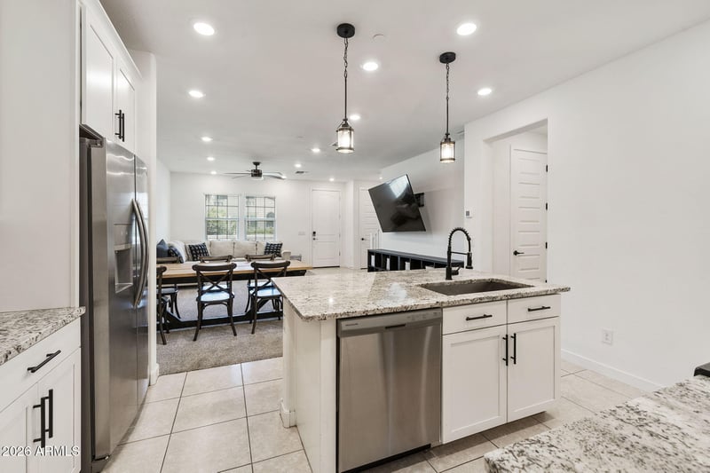 4077 Sabrina Dr #109, Chandler, AZ 85248