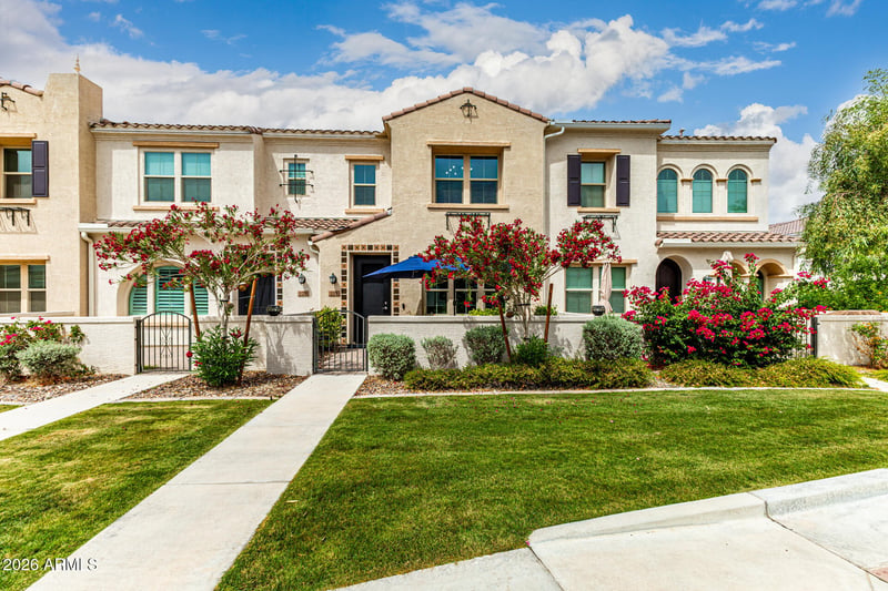 4077 Sabrina Dr #121, Chandler, AZ 85248