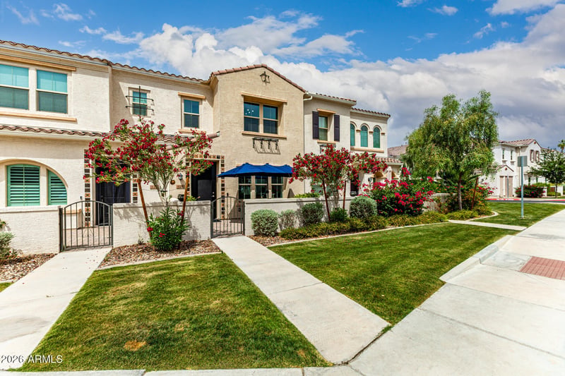 4077 Sabrina Dr #121, Chandler, AZ 85248