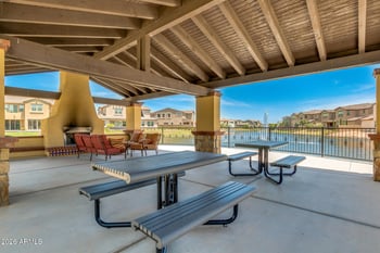 4077 Sabrina Dr #121, Chandler, AZ 85248