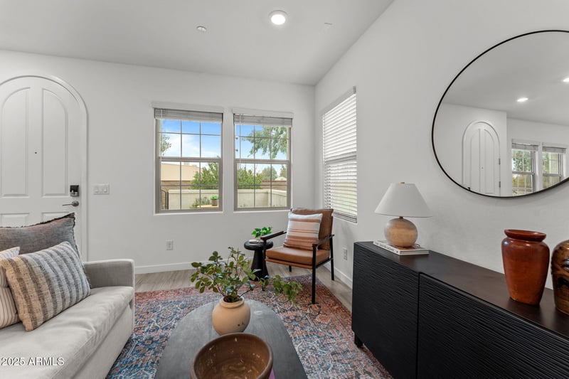 4077 Sabrina Dr #127, Chandler, AZ 85248