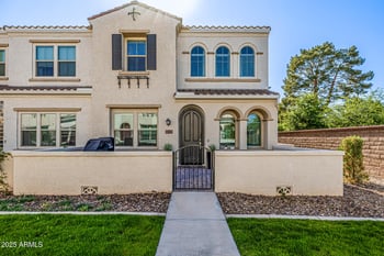 4077 Sabrina Dr #14, Chandler, AZ 85248