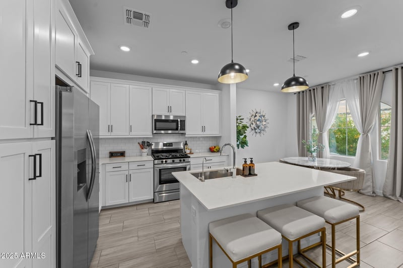 4077 Sabrina Dr #27, Chandler, AZ 85248