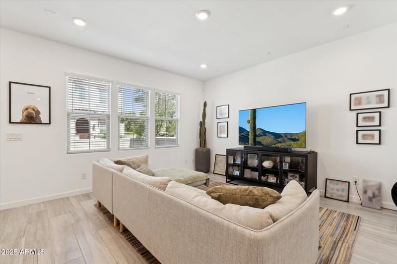 4077 Sabrina Dr #30, Chandler, AZ 85248