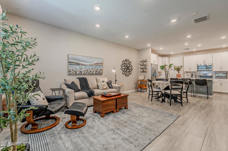 4077 Sabrina Dr #70, Chandler, AZ 85248