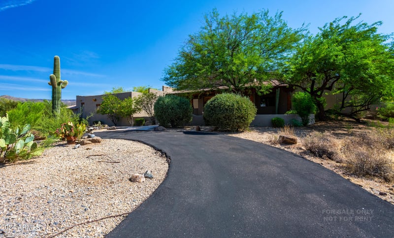 40777 Echo Canyon Dr, Cave Creek, AZ 85331