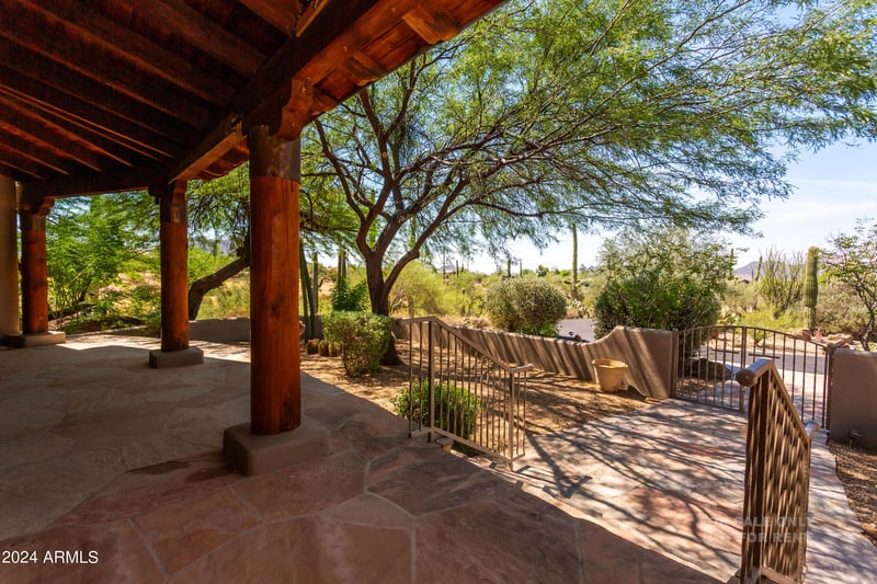 40777 Echo Canyon Dr, Cave Creek, AZ 85331