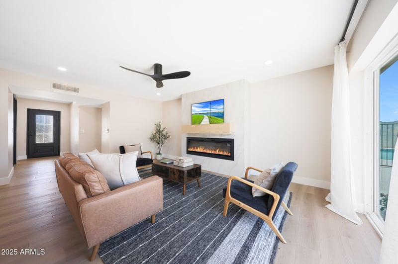 4079 Yucca St, Phoenix, AZ 85028