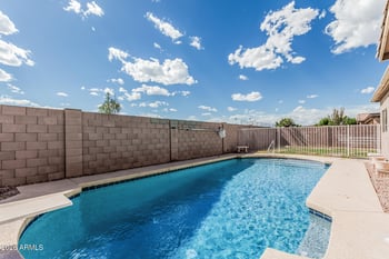 408 Falcon Ct, Gilbert, AZ 85234