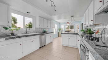 408 Meadows Ln, Gilbert, AZ 85234