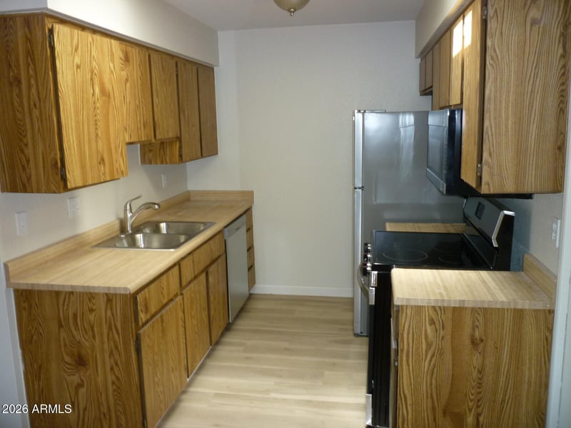 408 W Blackhawk Dr #2, Phoenix, AZ 85027