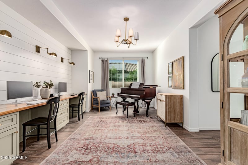 4080 Canyon Way, Chandler, AZ 85249