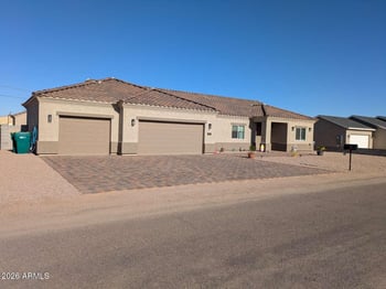 4080 Turquoise Dr, Eloy, AZ 85131
