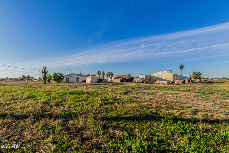 40801 Coyote Rd, San Tan Valley, AZ 85140