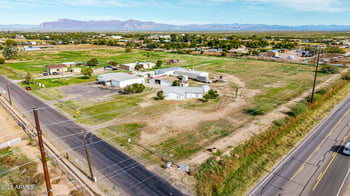 40801 Coyote Rd, San Tan Valley, AZ 85140