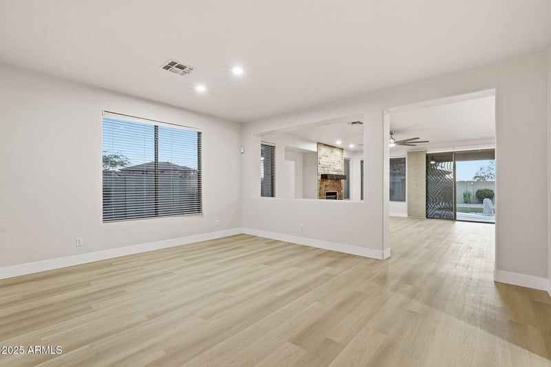 40802 Peale Ct, Anthem, AZ 85086