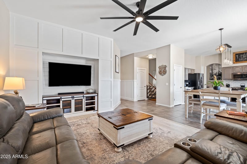 4081 Carriage Way, Gilbert, AZ 85297