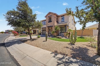 40817 Rio Grande Dr, Maricopa, AZ 85138