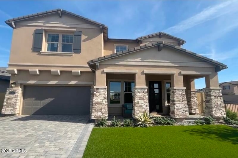 4083 Debra Dr, Gilbert, AZ 85297