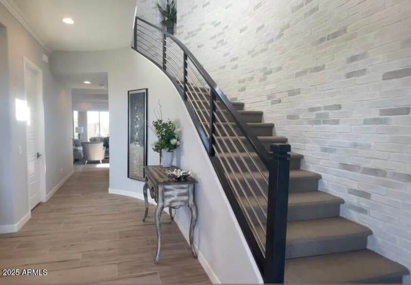 4083 Debra Dr, Gilbert, AZ 85297