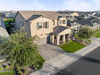 4083 Debra Dr, Gilbert, AZ 85297