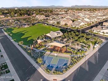 4083 Debra Dr, Gilbert, AZ 85297