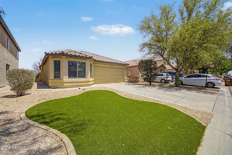 4084 Mica Rd, San Tan Valley, AZ 85143