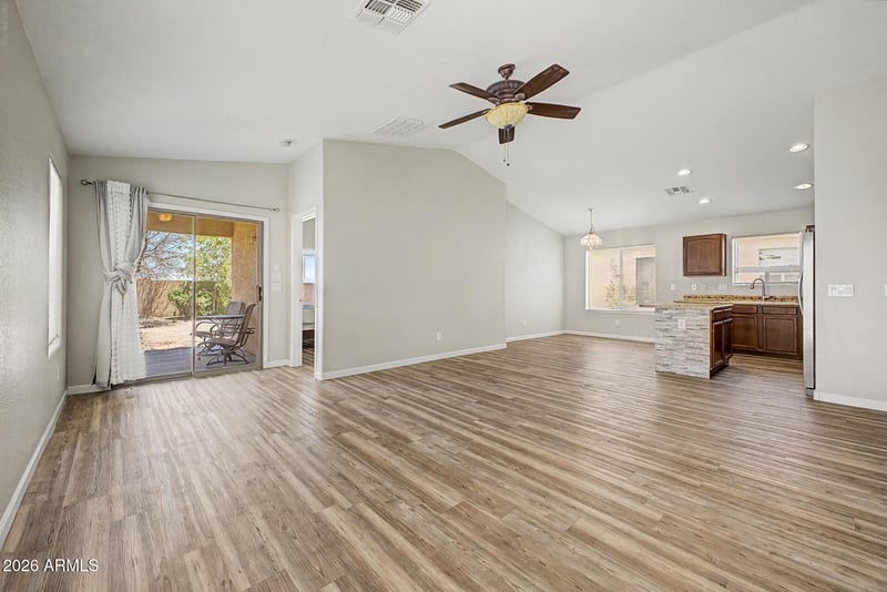 4084 Mica Rd, San Tan Valley, AZ 85143