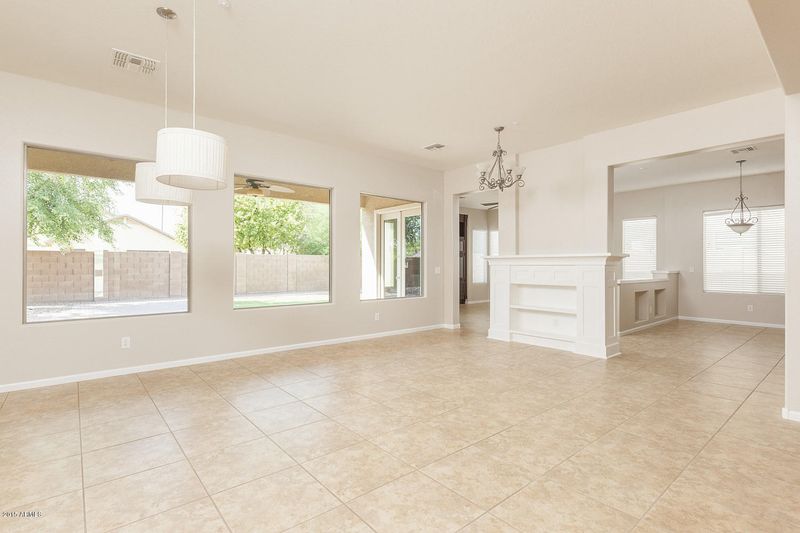 4086 E Saraband Way, Gilbert, AZ 85298